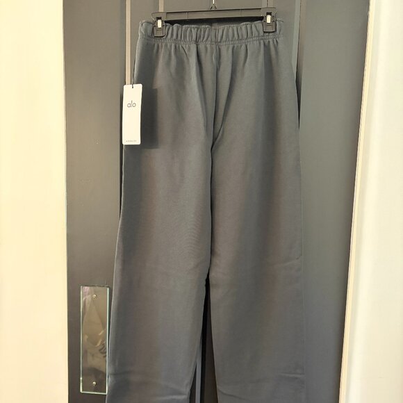 Alo Yoga Accolade Straight Leg Sweatpant – Anthracite – XS – NWT - Picture 3 of 7
